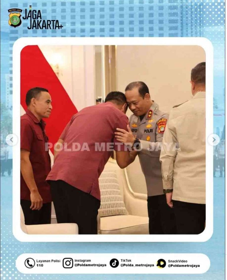 Kapolda Metro Jaya Raih Brevet Kehormatan “Setia Waspada”: Sinergi Tanpa Batas Polri dan Paspampres